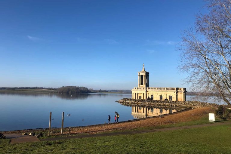 What’s The Closest Town To Rutland Water? (And How To Get There!)